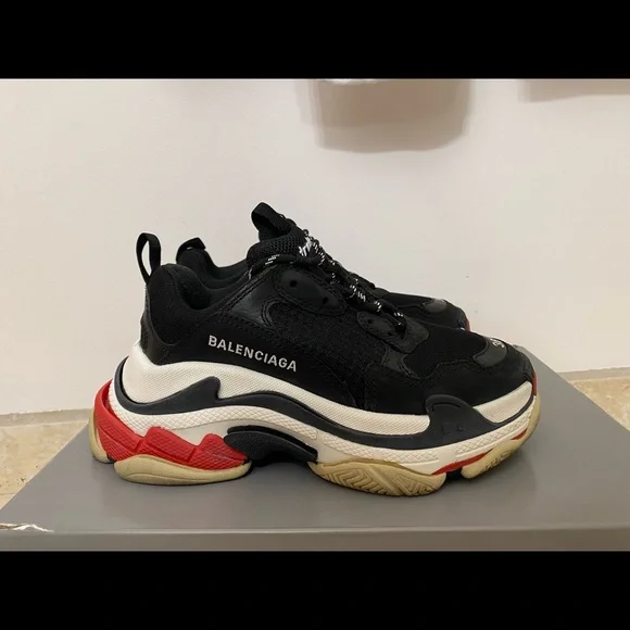 Balenciaga Triple S Size 36 - Picture 3 of 7
